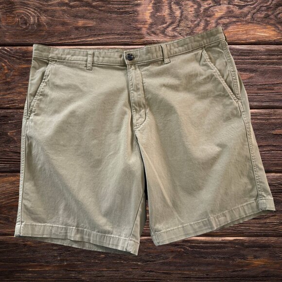 Mens Flat Front Cotton Lt Tan 10in Casual Shorts Size 40 - Picture 1 of 8